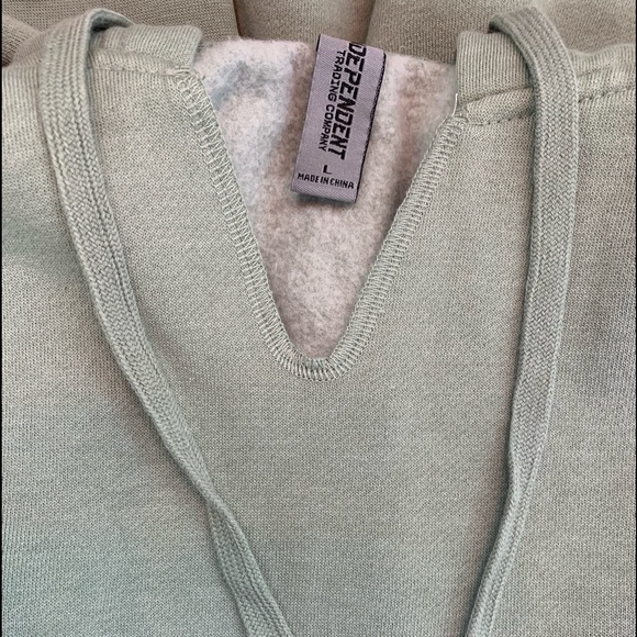 Newest Independent Sage Wave Beach cut hoodie - Picture 6 of 14